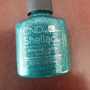 CND Shellac